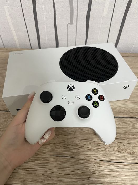 Консоль Xbox Series S