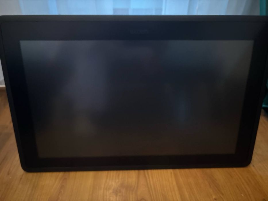 Графічний монітор Wacom Cintiq 22