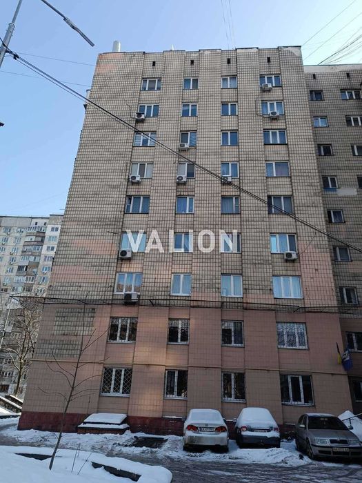 Продаж 2 к.квартири  пр-кт Голосіївський 17б, метро Деміївська