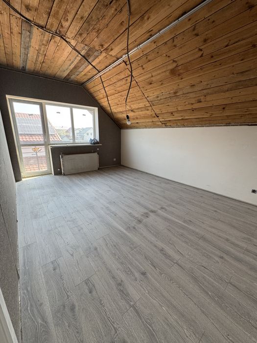 Будинок в Крихівцях з частковим ремонтом!!!