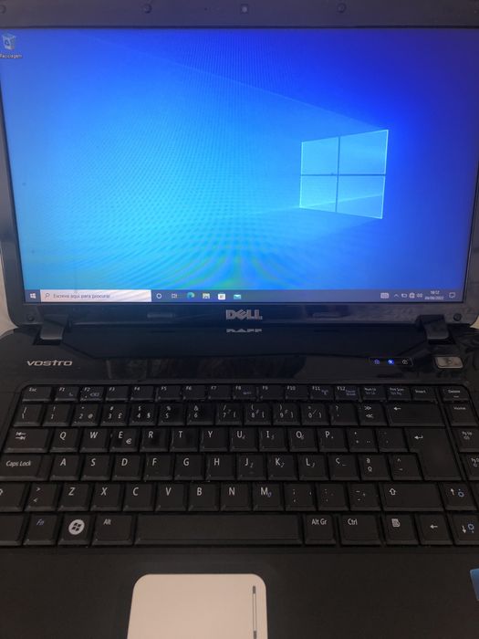 Dell Vostro 1015 4 gb de ram-240 gb de disco