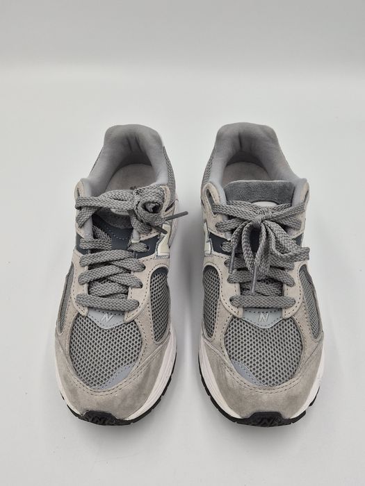 Sneakersy niskie Szare New Balance M2002 37