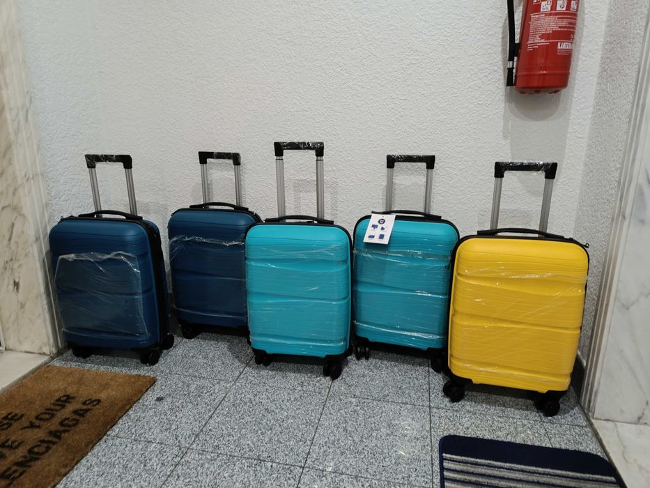 trolleys novos vários tamanhos