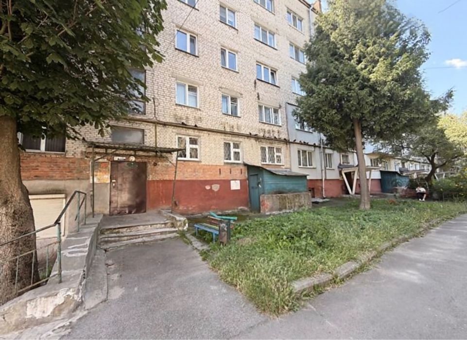 Продаж 1 кімнатноі квартири на проспекті Миру