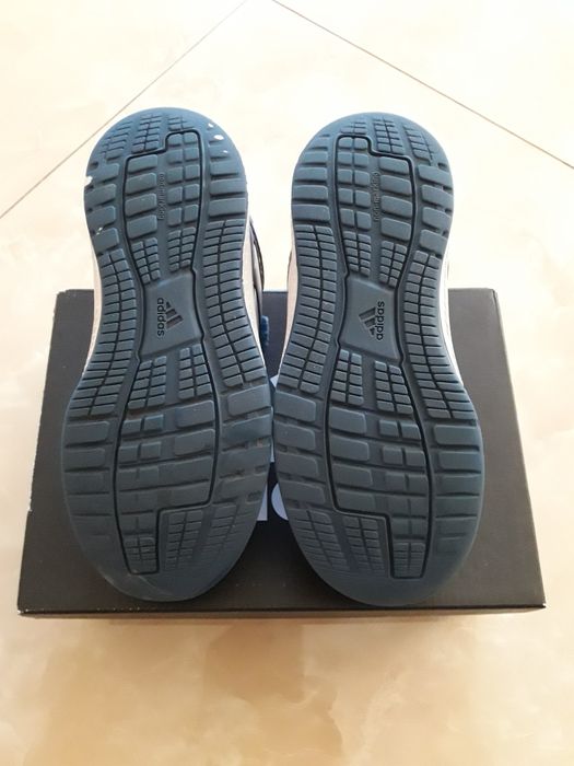 Кросівки Adidas р.31 оригінал