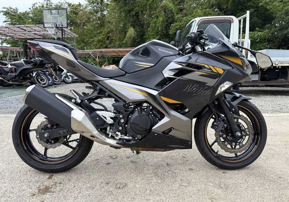 Пригнаний з Японії Мотоцикл Kawasaki Ninja 400 2021 Пробіг: 1 639 км без пробгу по Україні в Артмото Хмельницький