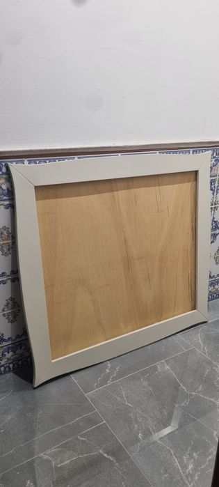Grande moldura para quadros ou para espelho