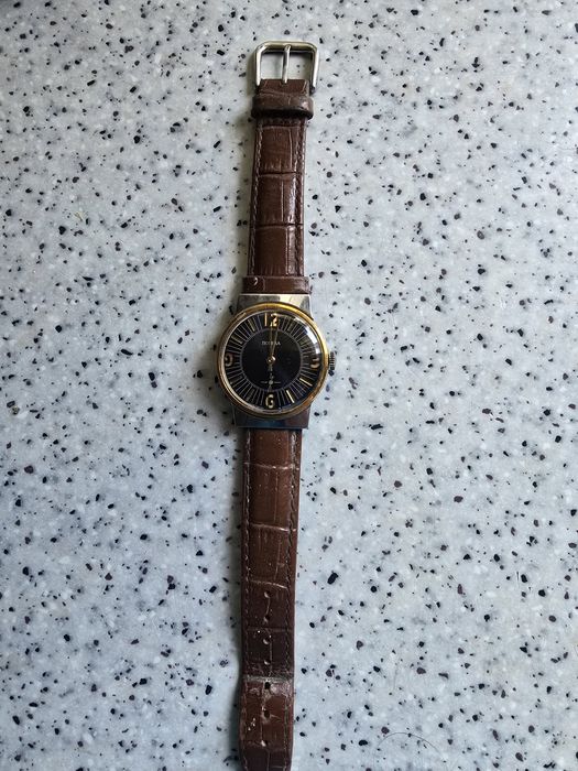 Часы наручные Победа