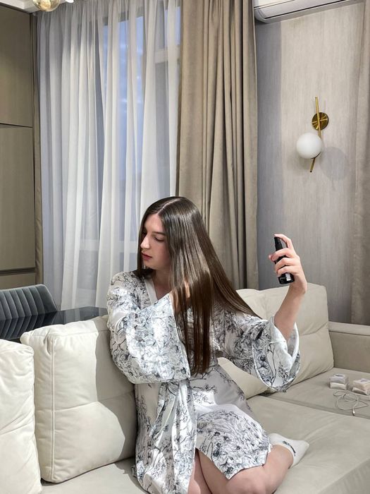 Шовковий халат Dior з трендовим принтом від queen.and.be