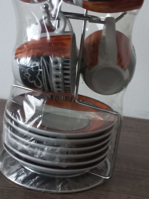 Conjunto de chávenas de café com suporte novo