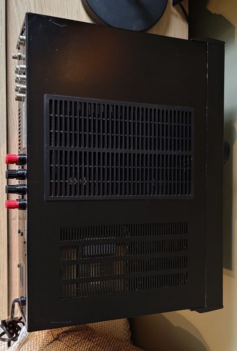 Wzmacniacz Sansui au-x501