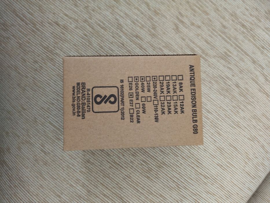 Vendo lâmpada efeito vintage