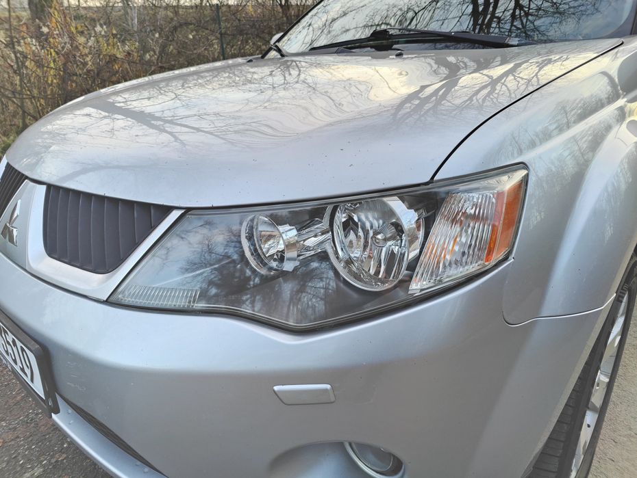Mitsubishi Outlander XL 2.0D 4×4 7 місць 2007 рік для ЗСУ та