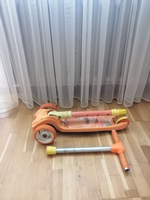 Дитячий самокат Scooter