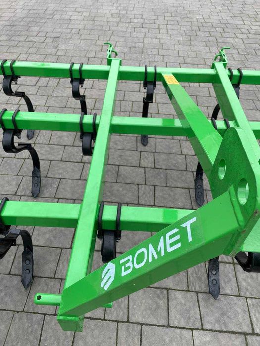 Культиватор суцілього обробітку грунту 3-рядний 1.80м BOMET