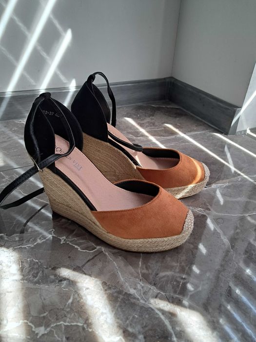 Espadryle/ sandały na koturnie