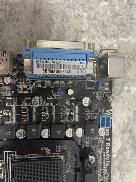 ASUS M5A78L-M LX3 Micro-ATX