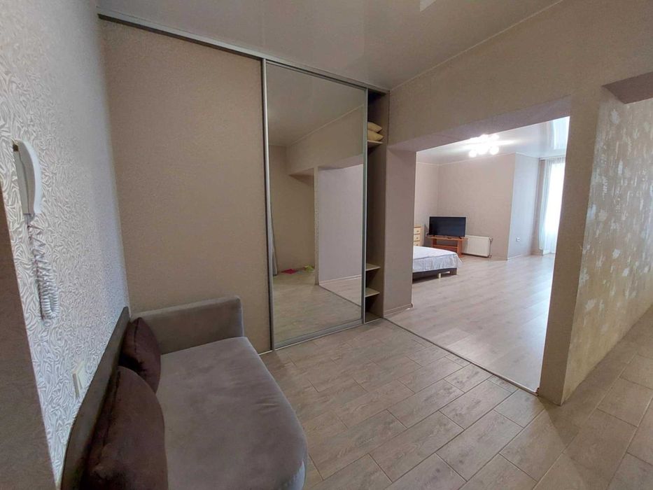 Великогабаритна квартира біля автостанції на 5 чол