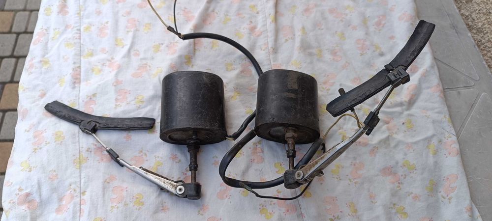 Дворники фар,моторы ВАЗ 2105,2107 ,Нива.