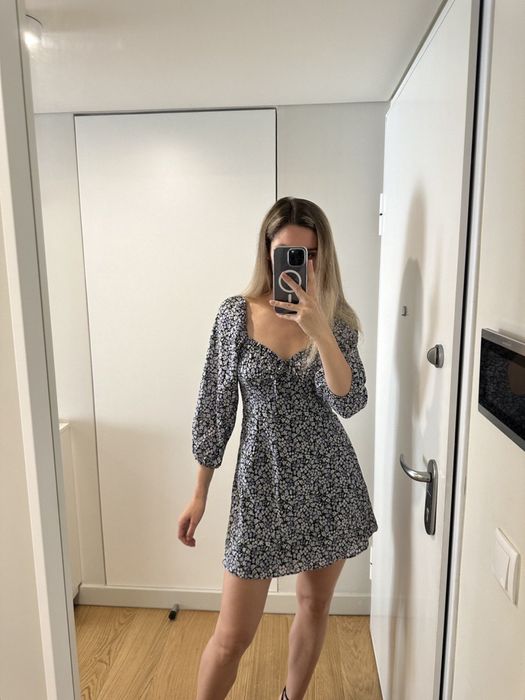 Сукня H&M в дрібний квітковий прінт