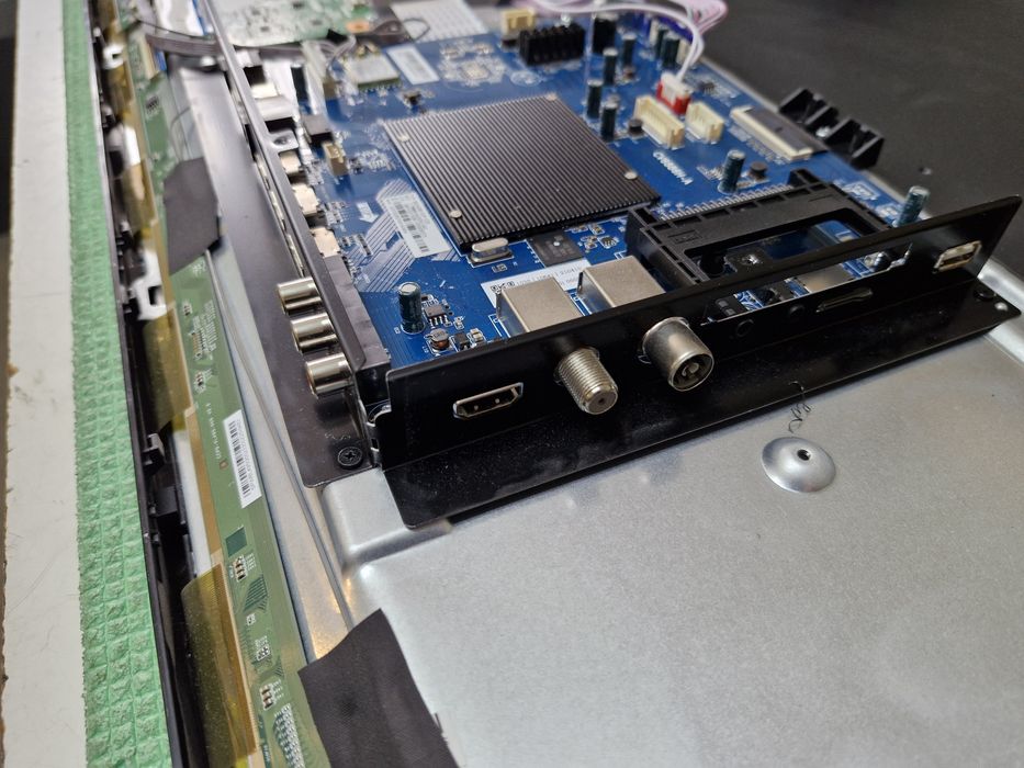 Main CV6886H-A  50UN265