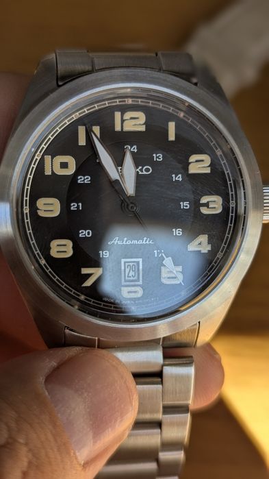 Seiko Automatic Field "Made in Japan" – Ref. SRPC85J1 (Set Completo / Excelente Estado)