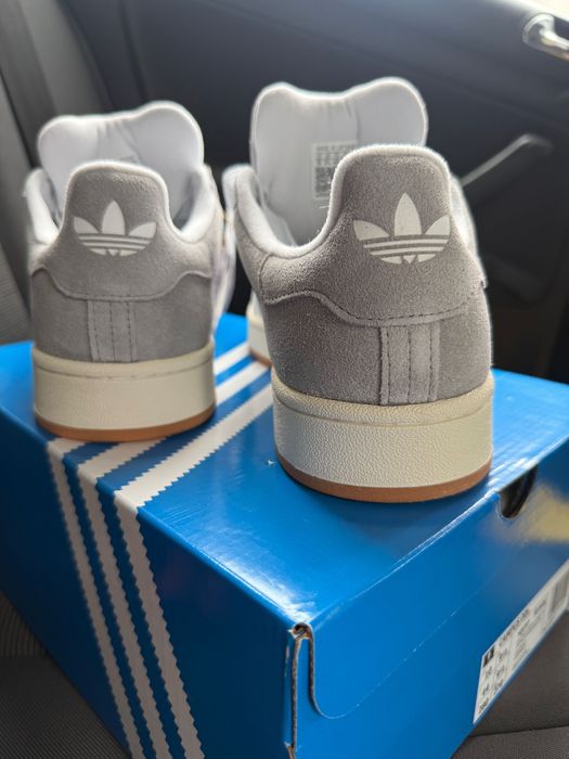 Adidas Campus 00s