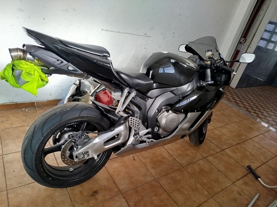 Honda cbr 1000rr Fireblade 2004 - 34mil km
