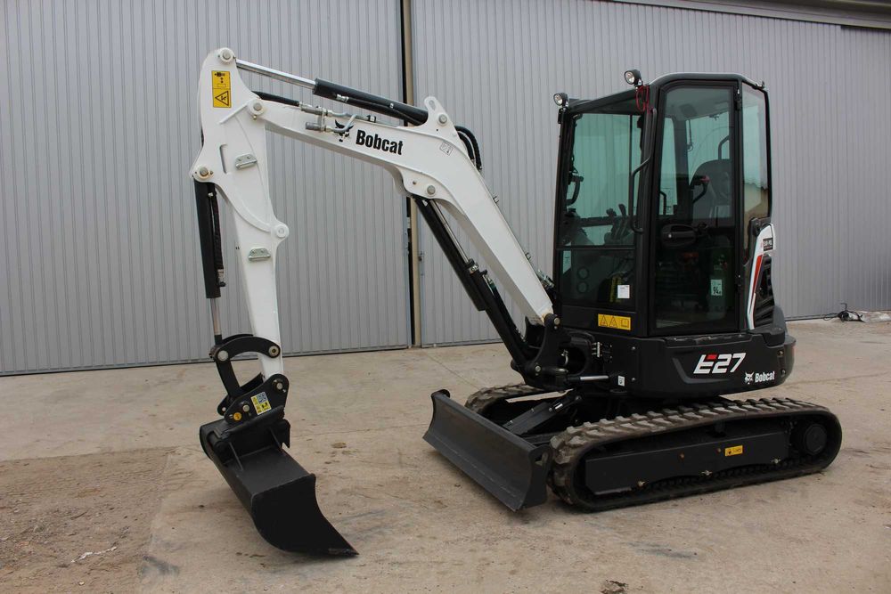Koparka Bobcat E27
