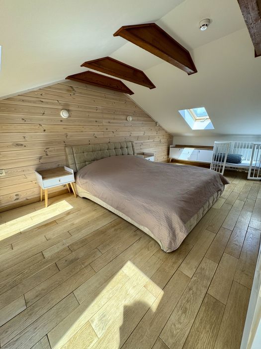 Продаж танхауса у с. Ходосівка, з ремонтом, меблями та технікою