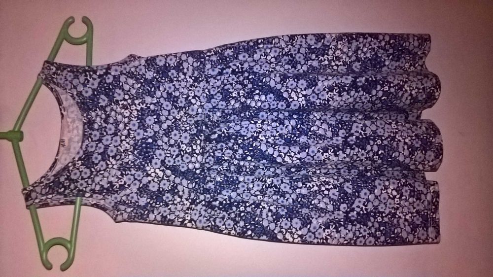 Sukienka dziecieca HM na wzrost 110-116