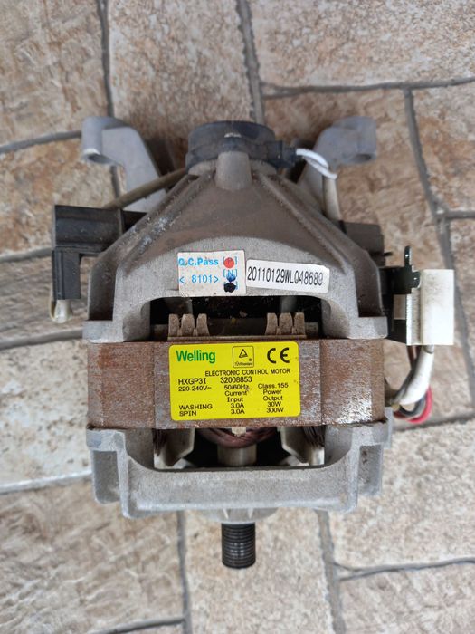 Електродвигун до пральної машини Zanussi ZWS 6100 V