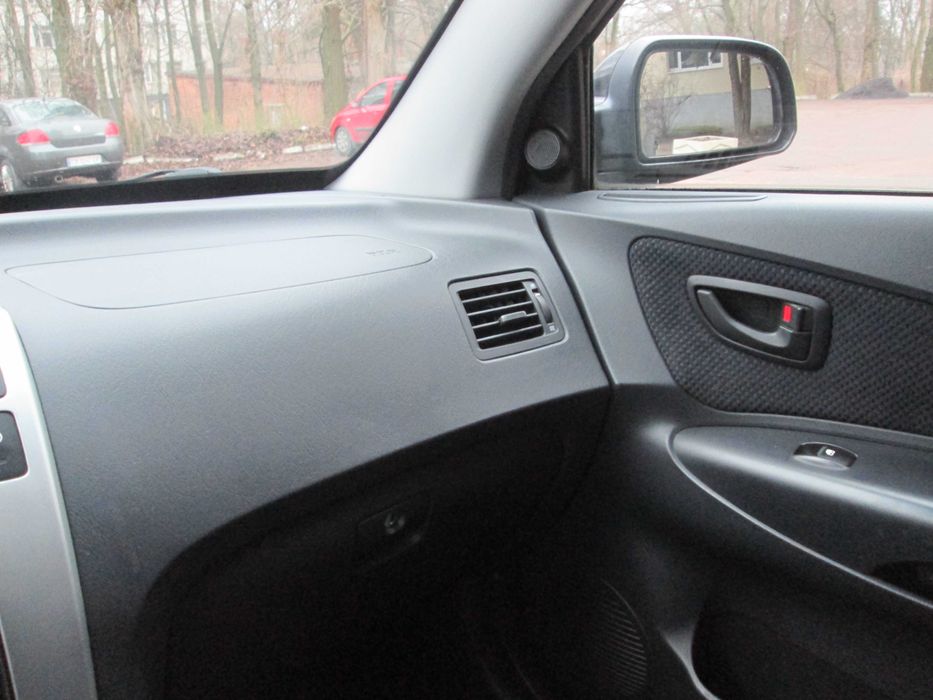 HYUNDAI  TUCSON продам автомобиль