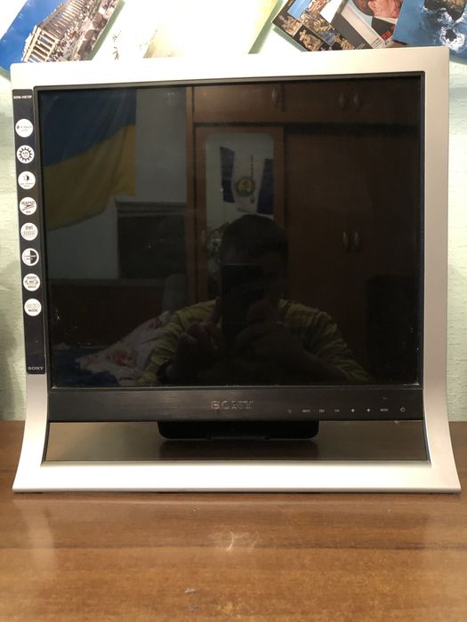 Монітор Sony SDM - HS75P