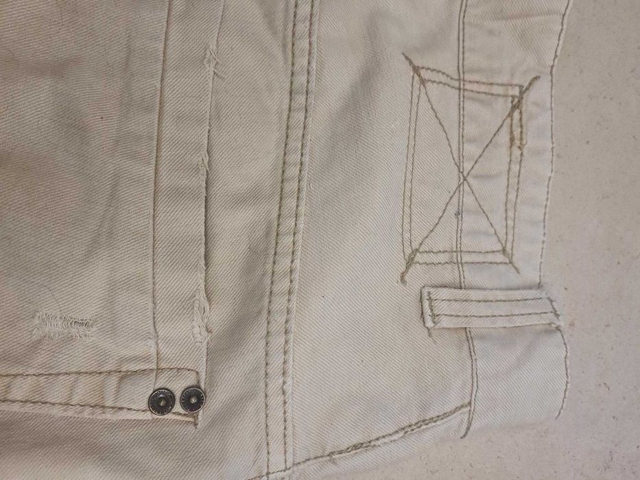 Calções ganga bege da Pull & Bear