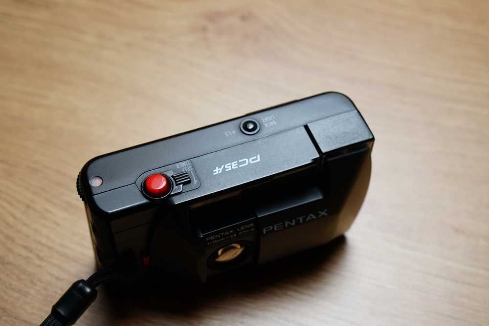 Pentax pc35af - rozum i godność człowieka
