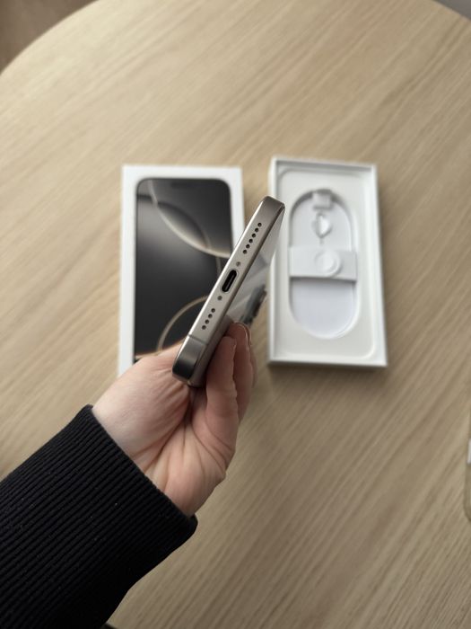 IPhone 16 Pro Max 256 GB