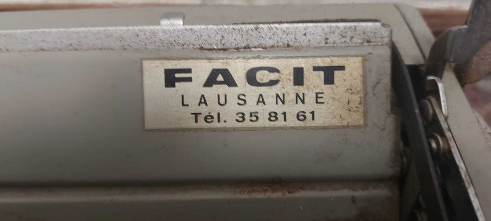 Máquina de escrever Vintage FACIT