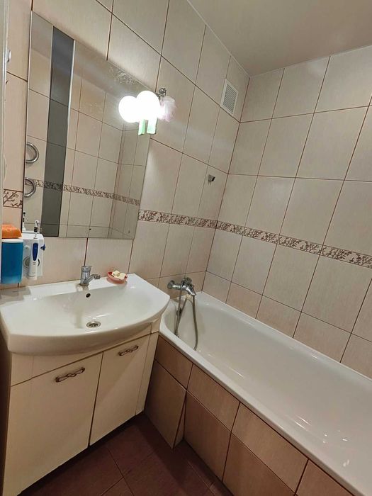 ПРОДАМ 3-х кінатну квартиру, Бородинськкий район , ТЦ Континент