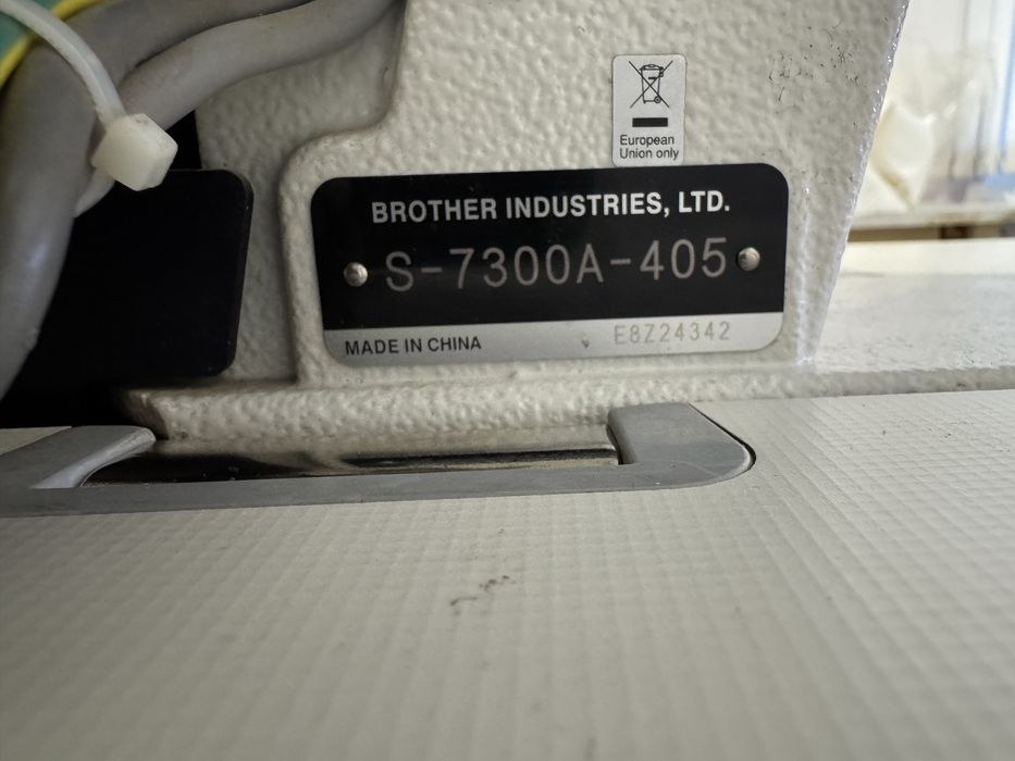 Промислова швейна прямострочка  BROTHER S-7300A-405 NEXIO