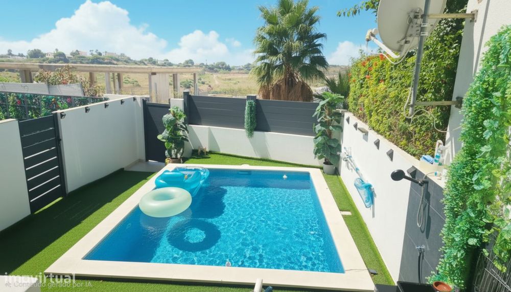 Moradia T3 com piscina e garagem em Albufeira