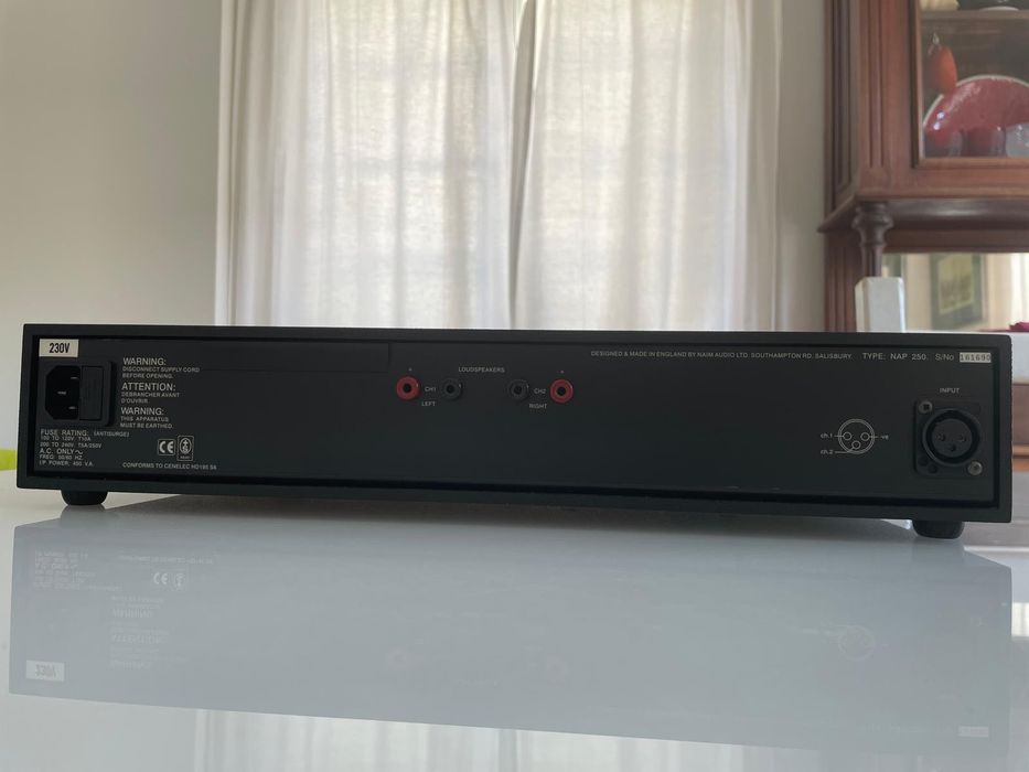 Amplificador NAIM 250 (Olive)