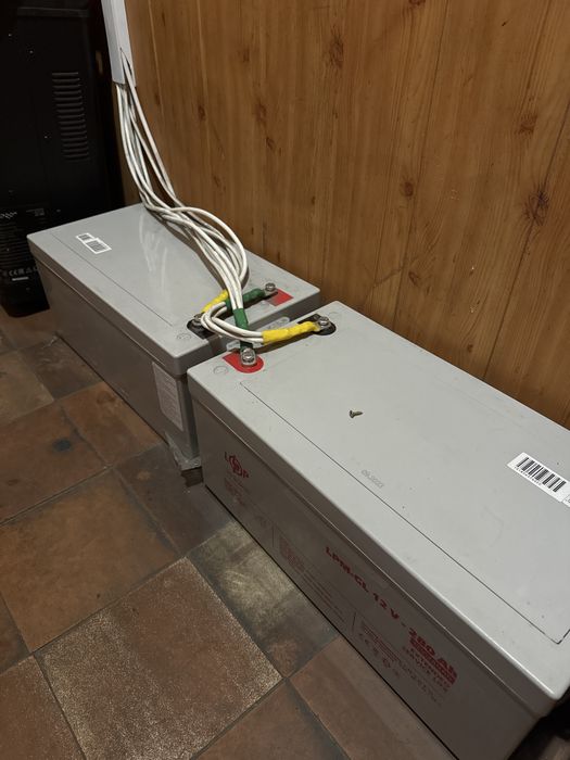 БУ Інвертор 5kW + АКБ 12*280 2 шт