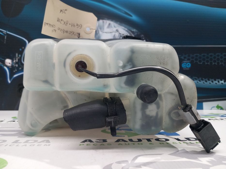 Reservatório / depósito de água radiador