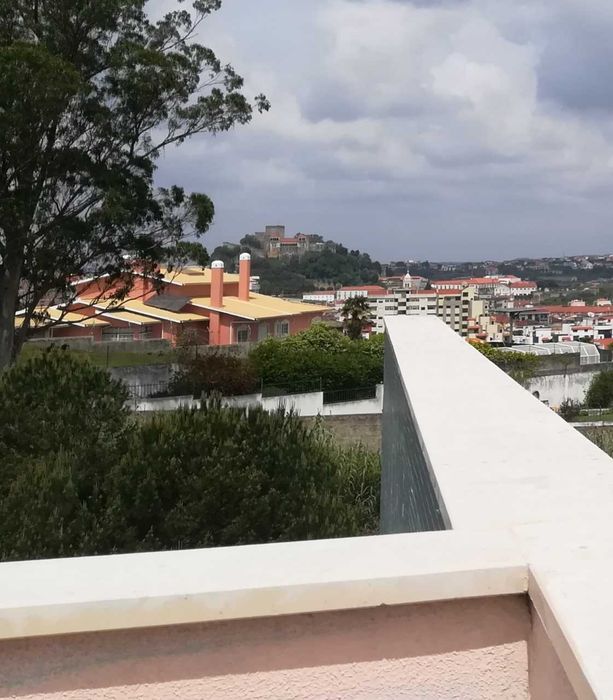 Arrenda-se T1 com piscina na Quinta do Taborda - Leiria