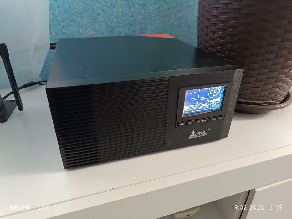 ДБЖ SVC XL-1200 UPS 1200VA/1000W Інвертор (12В -220В).
