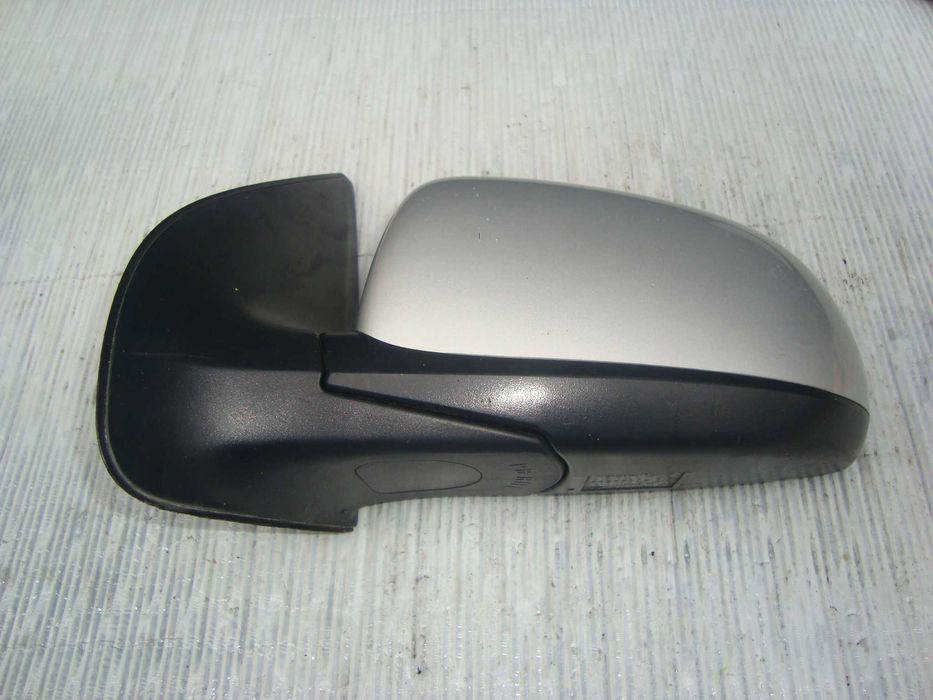 Дзеркало,зеркало оригінальне Hyundai i-20 Хюндай і20 08-14рік.