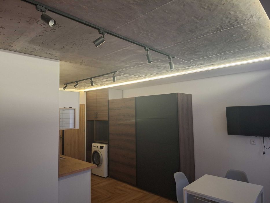 Kawalerka 25m2 w stylu loft, wysoki standard, niski czynsz, miejsce parkingowe