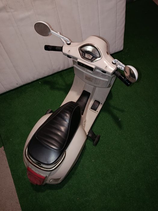 Vespa criança usada