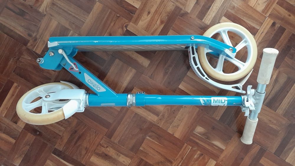 Trotinete travao de pé